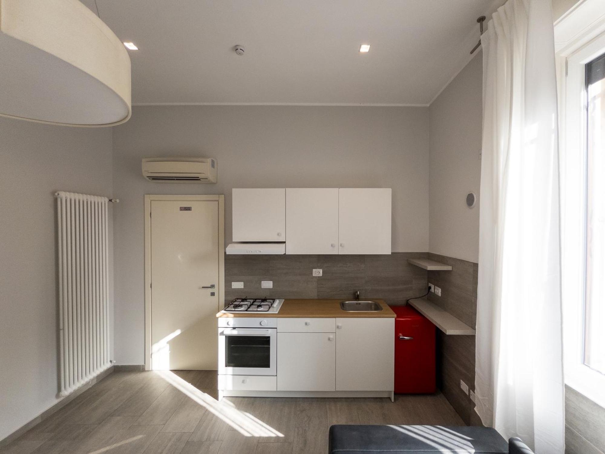 Rrrapido Holy Suites And Rooms - Via Sardegna Милан Экстерьер фото