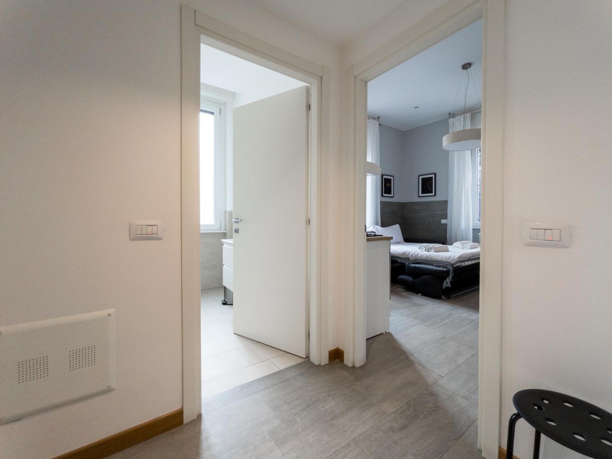 Rrrapido Holy Suites And Rooms - Via Sardegna Милан Экстерьер фото